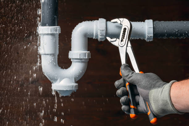Professional Leak Detection technician working in Grimesland, NC